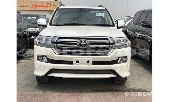 Acheter Import Voiture Toyota Land Cruiser Blanc à Import - Dubai, Marquesas Acheter Import Voiture Toyota Land Cruiser Blanc à Import - Dubai, Marquesas