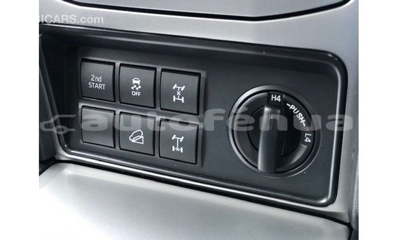 Acheter Import Voiture Toyota Prado Autre à Import - Dubai, Marquesas Acheter Import Voiture Toyota Prado Autre à Import - Dubai, Marquesas