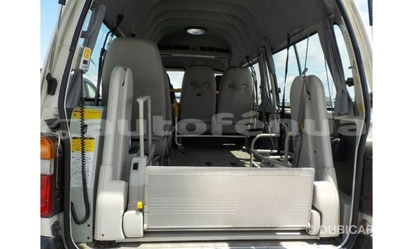 Buy Import Toyota Hiace White Car in Import - Dubai in Marquesas Buy Import Toyota Hiace White Car in Import - Dubai in Marquesas