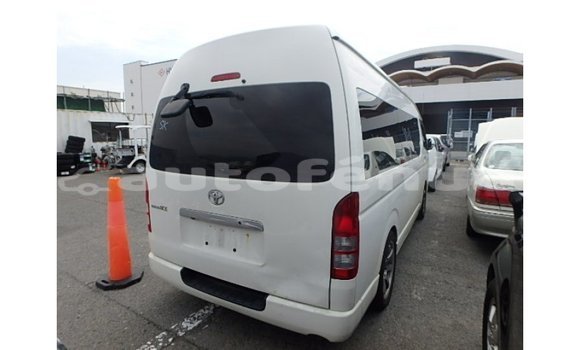 Buy Import Toyota Hiace White Car in Import - Dubai in Marquesas Buy Import Toyota Hiace White Car in Import - Dubai in Marquesas