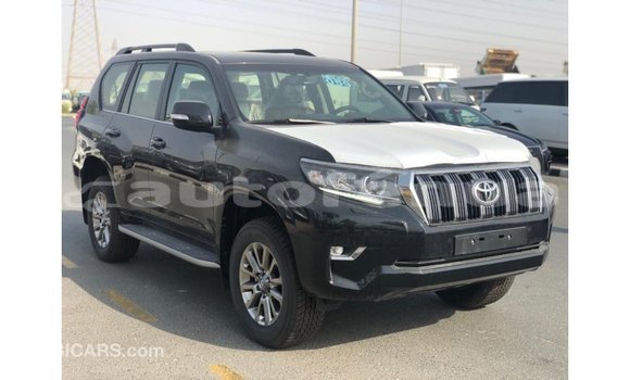 Acheter Import Voiture Toyota Prado Noir à Import - Dubai, Marquesas Acheter Import Voiture Toyota Prado Noir à Import - Dubai, Marquesas