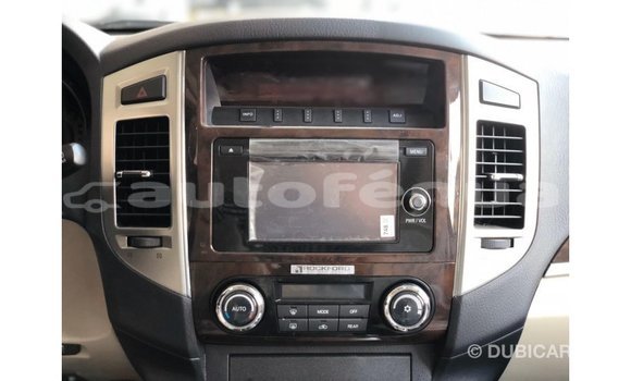 Acheter Import Voiture Mitsubishi Pajero Autre à Import - Dubai, Marquesas Acheter Import Voiture Mitsubishi Pajero Autre à Import - Dubai, Marquesas