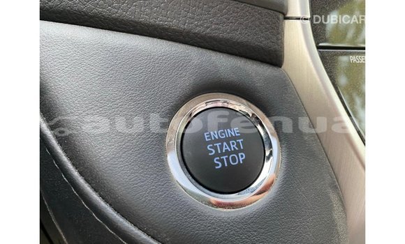 Acheter Import Voiture Toyota Land Cruiser Blanc à Import - Dubai, Marquesas Acheter Import Voiture Toyota Land Cruiser Blanc à Import - Dubai, Marquesas