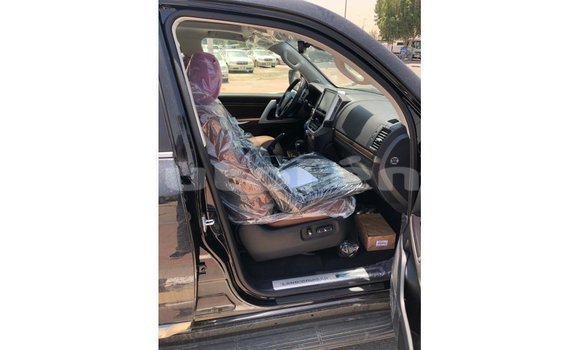 Acheter Import Voiture Toyota Land Cruiser Noir à Import - Dubai, Marquesas Acheter Import Voiture Toyota Land Cruiser Noir à Import - Dubai, Marquesas