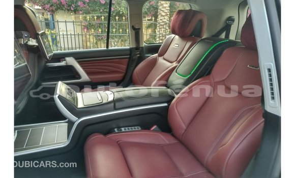 Acheter Import Voiture Toyota Land Cruiser Noir à Import - Dubai, Marquesas Acheter Import Voiture Toyota Land Cruiser Noir à Import - Dubai, Marquesas