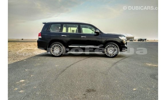 Acheter Import Voiture Toyota Land Cruiser Noir à Import - Dubai, Marquesas Acheter Import Voiture Toyota Land Cruiser Noir à Import - Dubai, Marquesas