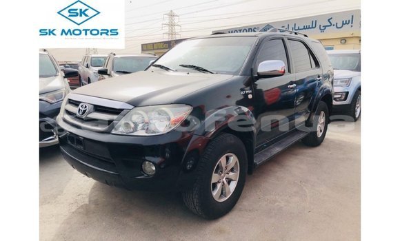 Acheter Import Voiture Toyota Fortuner Noir à Import - Dubai, Marquesas Acheter Import Voiture Toyota Fortuner Noir à Import - Dubai, Marquesas