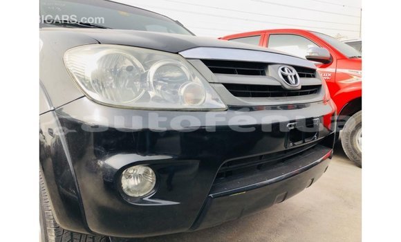 Acheter Import Voiture Toyota Fortuner Noir à Import - Dubai, Marquesas Acheter Import Voiture Toyota Fortuner Noir à Import - Dubai, Marquesas
