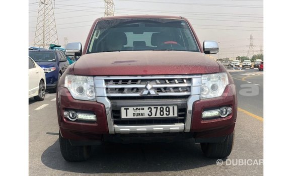 Acheter Import Voiture Mitsubishi Pajero Rouge à Import - Dubai, Marquesas Acheter Import Voiture Mitsubishi Pajero Rouge à Import - Dubai, Marquesas