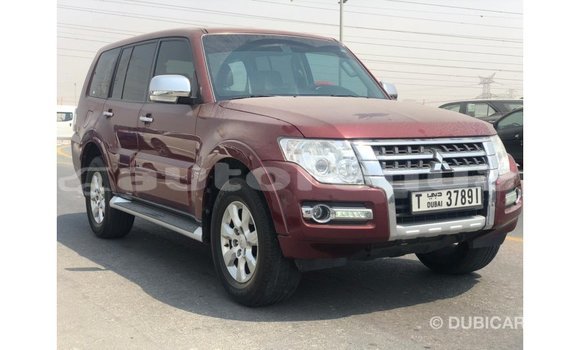Acheter Import Voiture Mitsubishi Pajero Rouge à Import - Dubai, Marquesas Acheter Import Voiture Mitsubishi Pajero Rouge à Import - Dubai, Marquesas