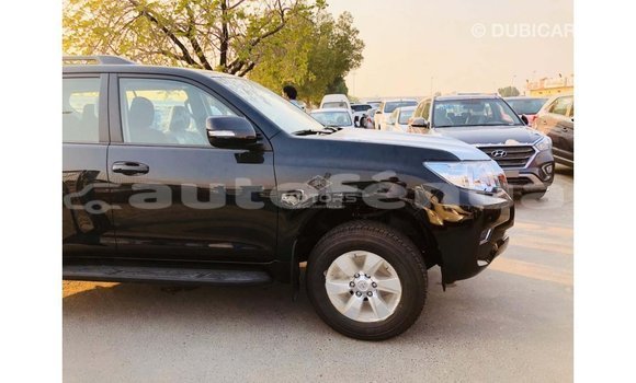 Acheter Import Voiture Toyota Prado Noir à Import - Dubai, Marquesas Acheter Import Voiture Toyota Prado Noir à Import - Dubai, Marquesas