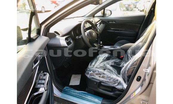 Acheter Import Voiture Toyota C-HR Autre à Import - Dubai, Marquesas Acheter Import Voiture Toyota C-HR Autre à Import - Dubai, Marquesas