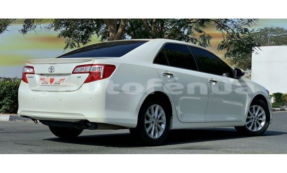 Acheter Import Voiture Toyota Camry Blanc à Import - Dubai, Marquesas Acheter Import Voiture Toyota Camry Blanc à Import - Dubai, Marquesas