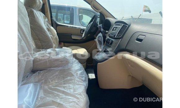 Acheter Import Utilitaire Hyundai Chorus Autre à Import - Dubai, Marquesas Acheter Import Utilitaire Hyundai Chorus Autre à Import - Dubai, Marquesas