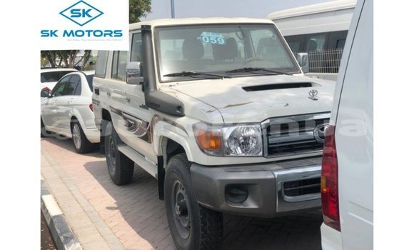 Buy Import Toyota Land Cruiser Other Car in Import - Dubai in Marquesas
