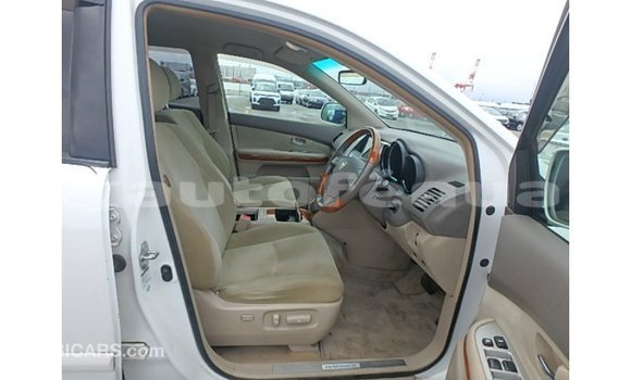 Buy Import Toyota Harrier White Car in Import - Dubai in Marquesas Buy Import Toyota Harrier White Car in Import - Dubai in Marquesas