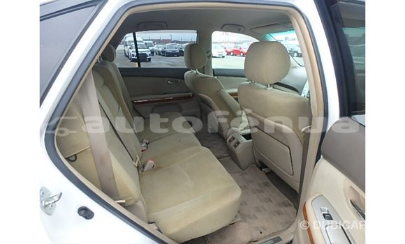 Buy Import Toyota Harrier White Car in Import - Dubai in Marquesas Buy Import Toyota Harrier White Car in Import - Dubai in Marquesas