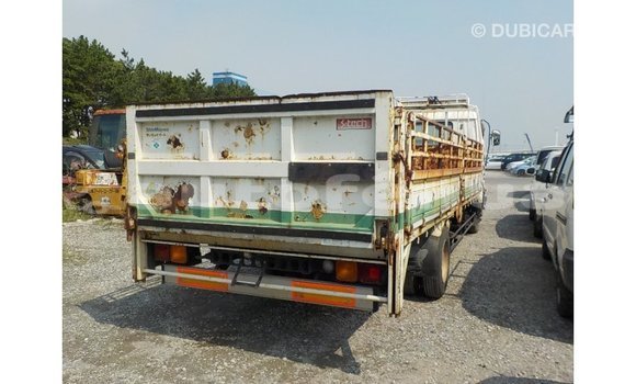 Buy Import Isuzu Rodeo White Car in Import - Dubai in Marquesas Buy Import Isuzu Rodeo White Car in Import - Dubai in Marquesas