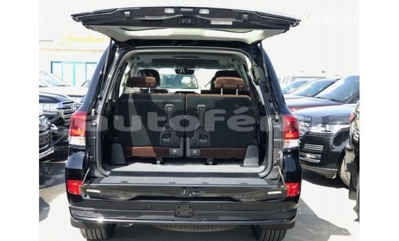 Buy Import Toyota Land Cruiser Black Car in Import - Dubai in Marquesas Buy Import Toyota Land Cruiser Black Car in Import - Dubai in Marquesas