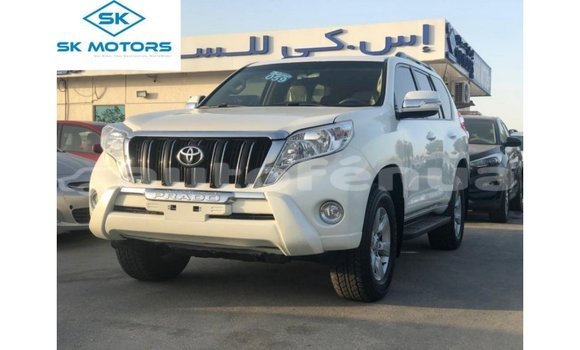 Acheter Import Voiture Toyota Prado Blanc à Import - Dubai, Marquesas Acheter Import Voiture Toyota Prado Blanc à Import - Dubai, Marquesas