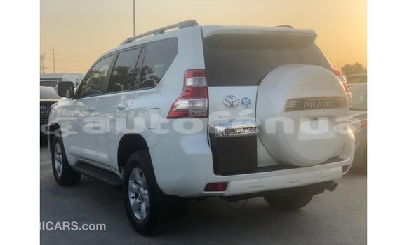 Acheter Import Voiture Toyota Prado Blanc à Import - Dubai, Marquesas Acheter Import Voiture Toyota Prado Blanc à Import - Dubai, Marquesas