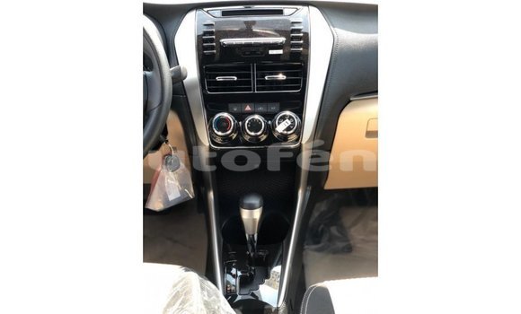 Acheter Import Voiture Toyota Yaris Autre à Import - Dubai, Marquesas Acheter Import Voiture Toyota Yaris Autre à Import - Dubai, Marquesas