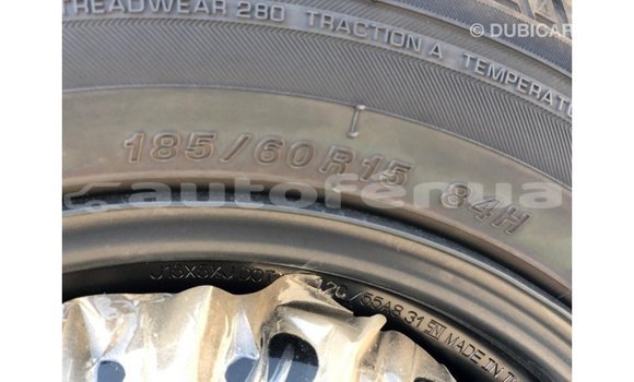 Acheter Import Voiture Toyota Yaris Autre à Import - Dubai, Marquesas Acheter Import Voiture Toyota Yaris Autre à Import - Dubai, Marquesas