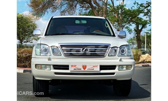Acheter Import Voiture Lexus LX Blanc à Import - Dubai, Marquesas Acheter Import Voiture Lexus LX Blanc à Import - Dubai, Marquesas