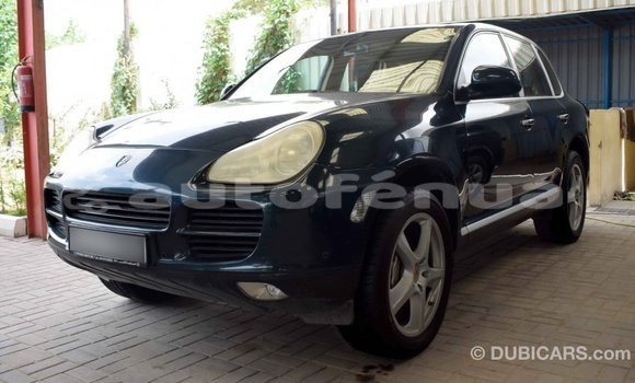 Buy Import Porsche Cayenne Green Car in Import - Dubai in Marquesas Buy Import Porsche Cayenne Green Car in Import - Dubai in Marquesas