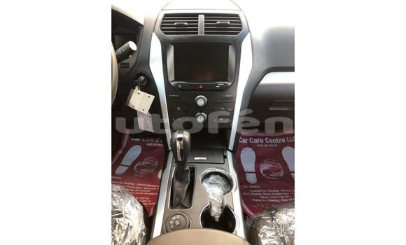 Acheter Import Voiture Ford Explorer Bleu à Import - Dubai, Marquesas Acheter Import Voiture Ford Explorer Bleu à Import - Dubai, Marquesas