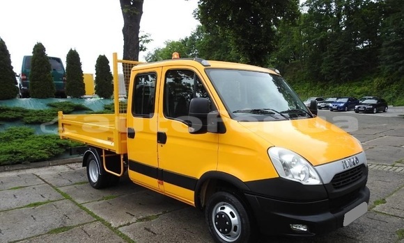 Acheter Occasion Utilitaire Iveco Daily Blanc à Amanu, Tuamotu