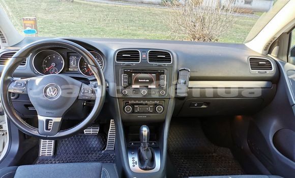 Acheter Occasion Voiture Volkswagen Golf Blanc à Puamau, Tuamotu Acheter Occasion Voiture Volkswagen Golf Blanc à Puamau, Tuamotu