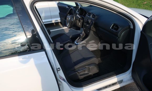 Acheter Occasion Voiture Volkswagen Golf Blanc à Puamau, Tuamotu Acheter Occasion Voiture Volkswagen Golf Blanc à Puamau, Tuamotu