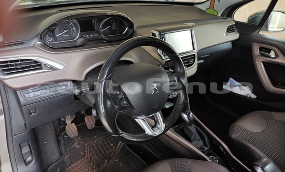 Acheter Occasion Voiture Peugeot 2008 Beige à Papeete, Tahiti Acheter Occasion Voiture Peugeot 2008 Beige à Papeete, Tahiti