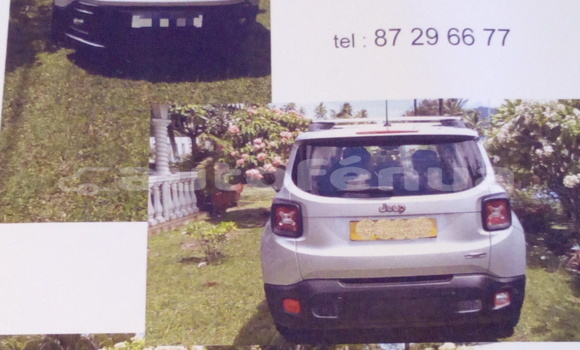 Acheter Occasion Voiture Jeep Renegade Gris à Tahaa, Tahaa Acheter Occasion Voiture Jeep Renegade Gris à Tahaa, Tahaa