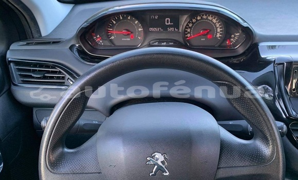 Acheter Occasion Voiture Peugeot 208 Gris à Arue , Tahiti Acheter Occasion Voiture Peugeot 208 Gris à Arue , Tahiti