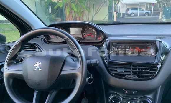 Acheter Occasion Voiture Peugeot 208 Gris à Arue , Tahiti Acheter Occasion Voiture Peugeot 208 Gris à Arue , Tahiti