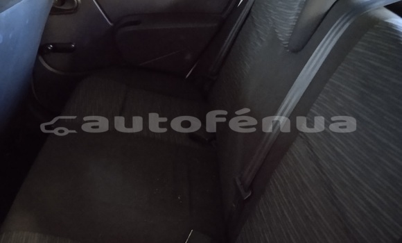 Acheter Occasion Voiture Dacia Logan Gris à Pirae, Tahiti Acheter Occasion Voiture Dacia Logan Gris à Pirae, Tahiti