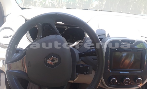 Acheter Occasion Voiture Renault Captur Blanc à Pirae, Tahiti Acheter Occasion Voiture Renault Captur Blanc à Pirae, Tahiti