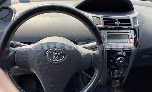 Acheter Occasion Voiture Toyota Yaris Bleu à Faaa, Tahiti Acheter Occasion Voiture Toyota Yaris Bleu à Faaa, Tahiti