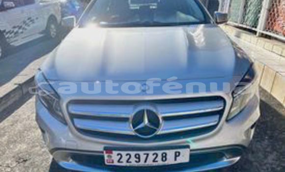 Acheter Occasion Voiture Mercedes Viano Gris à Papeete, Tahiti