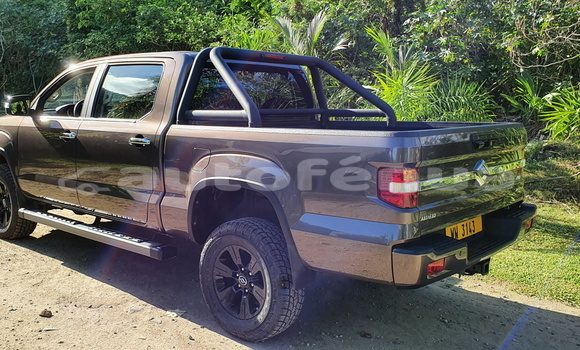 Acheter Neuf Voiture DongFeng MPV Marron à Moorea, Moorea Acheter Neuf Voiture DongFeng MPV Marron à Moorea, Moorea