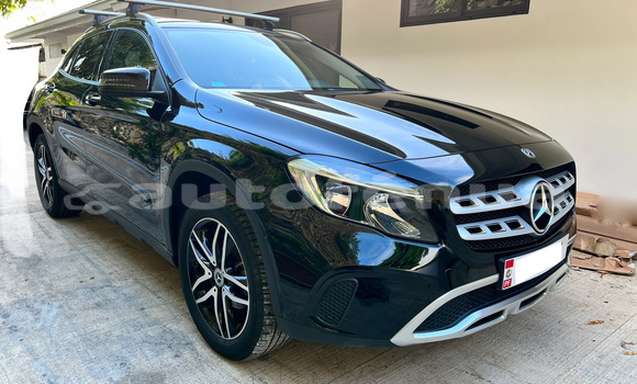 Acheter Occasion Voiture Mercedes-Benz Gla Noir à Faaa, Tahiti Acheter Occasion Voiture Mercedes-Benz Gla Noir à Faaa, Tahiti