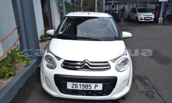 Acheter Occasion Voiture Citroen C1 Blanc à Papeete, Tahiti Acheter Occasion Voiture Citroen C1 Blanc à Papeete, Tahiti