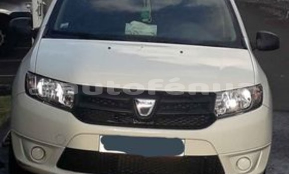 Acheter Occasion Voiture Dacia Logan Blanc à Pirae, Tahiti Acheter Occasion Voiture Dacia Logan Blanc à Pirae, Tahiti
