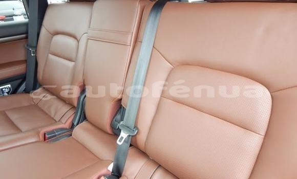 Acheter Occasion Voiture Toyota Land Cruiser Blanc à Atuona, Marquesas Acheter Occasion Voiture Toyota Land Cruiser Blanc à Atuona, Marquesas