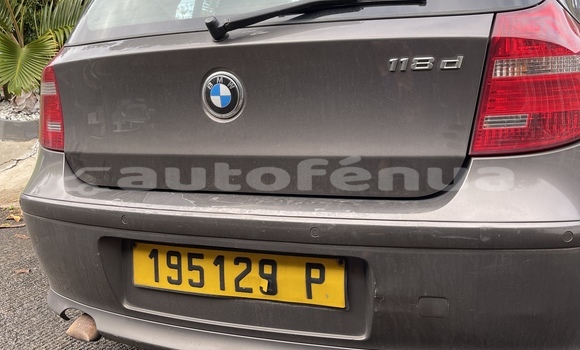 Acheter Occasion Voiture BMW 1-Series Marron à Punaauia, Tahiti Acheter Occasion Voiture BMW 1-Series Marron à Punaauia, Tahiti