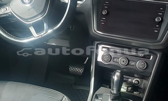 Acheter Occasion Voiture Volkswagen Tiguan Noir à Papeete, Tahiti Acheter Occasion Voiture Volkswagen Tiguan Noir à Papeete, Tahiti