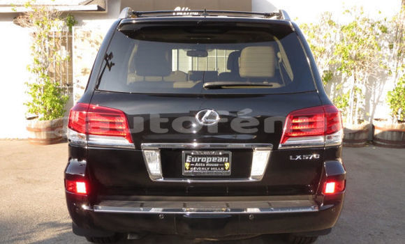 Acheter Occasion Voiture Lexus LX 570 Noir à Ahe, Tuamotu Acheter Occasion Voiture Lexus LX 570 Noir à Ahe, Tuamotu