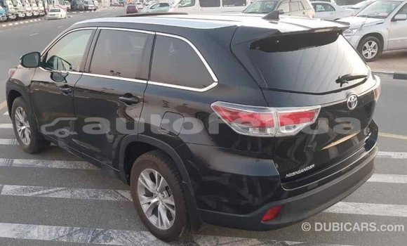 Acheter Import Voiture Toyota Highlander Noir à Import - Dubai, Marquesas Acheter Import Voiture Toyota Highlander Noir à Import - Dubai, Marquesas